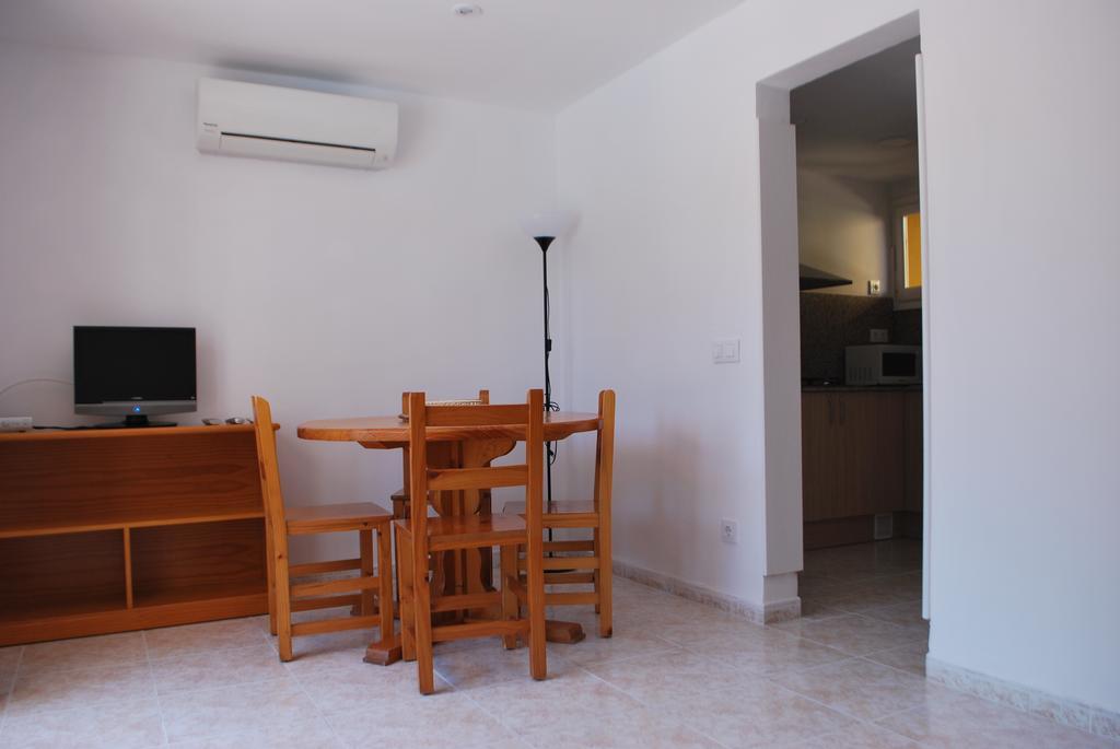 Apartamentos Les Palmeres Platja d'Aro Luaran gambar
