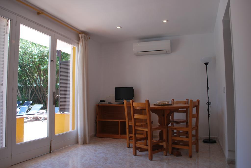 Apartamentos Les Palmeres Platja d'Aro Luaran gambar